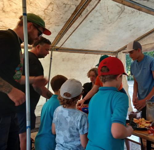 424f1ff8-032b-4bc7-8d75-9a4af6f924e0