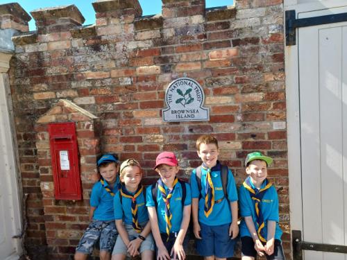 b92f9453-1ddc-4a26-b02d-99801ba58a6f (1)